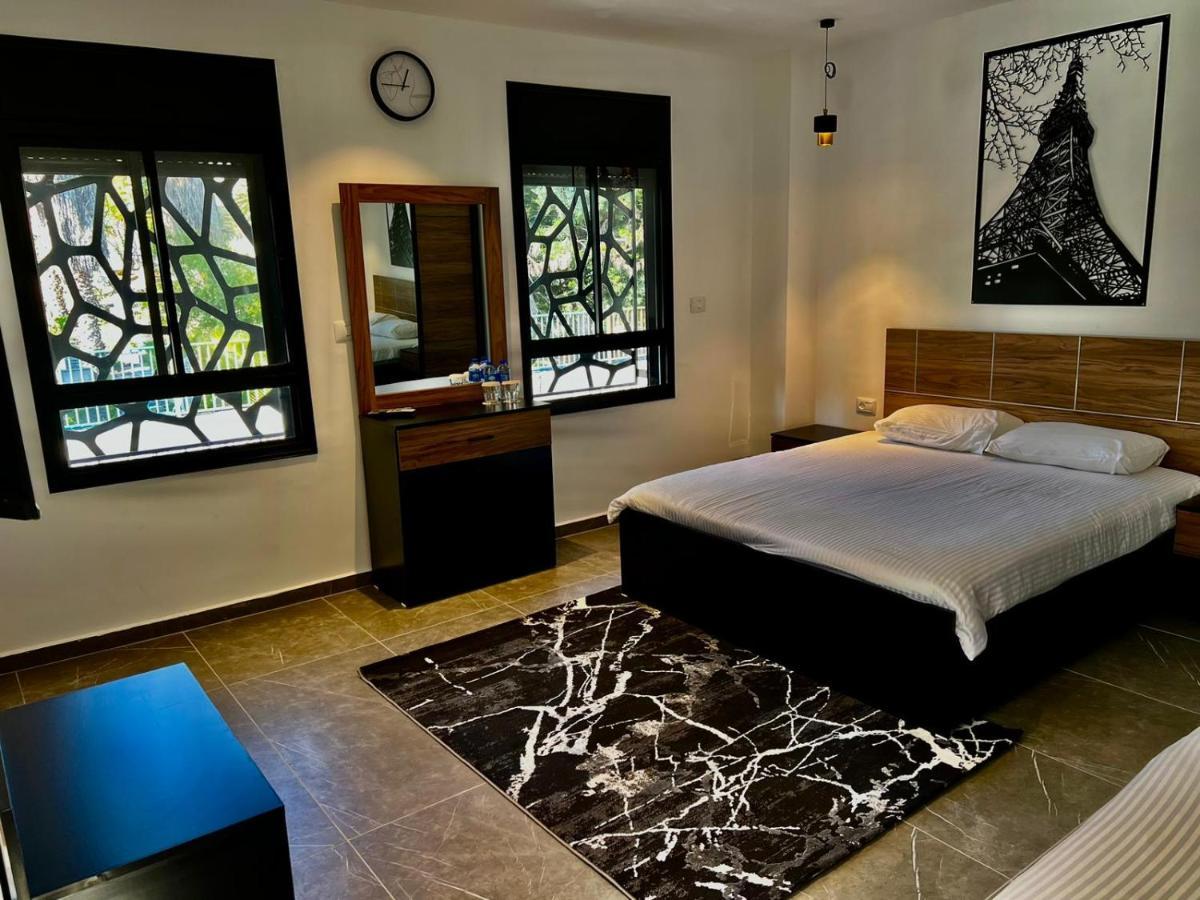 Zozo Guesthouse Nazareth Esterno foto
